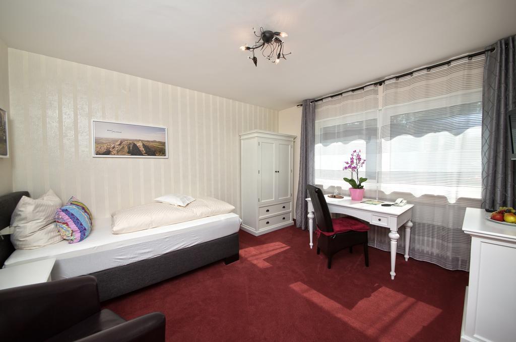 Hotel Jaegerhof Staatsbad Brückenau Esterno foto