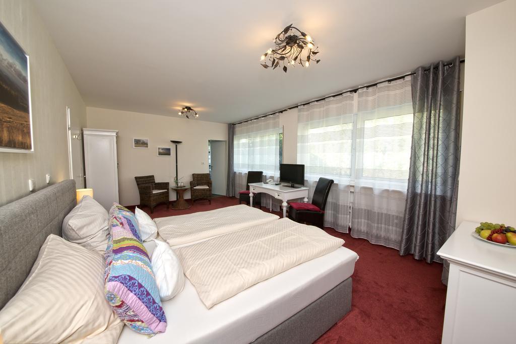 Hotel Jaegerhof Staatsbad Brückenau Esterno foto
